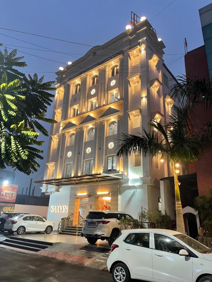 Hotel Sarvin Лакхнау Экстерьер фото